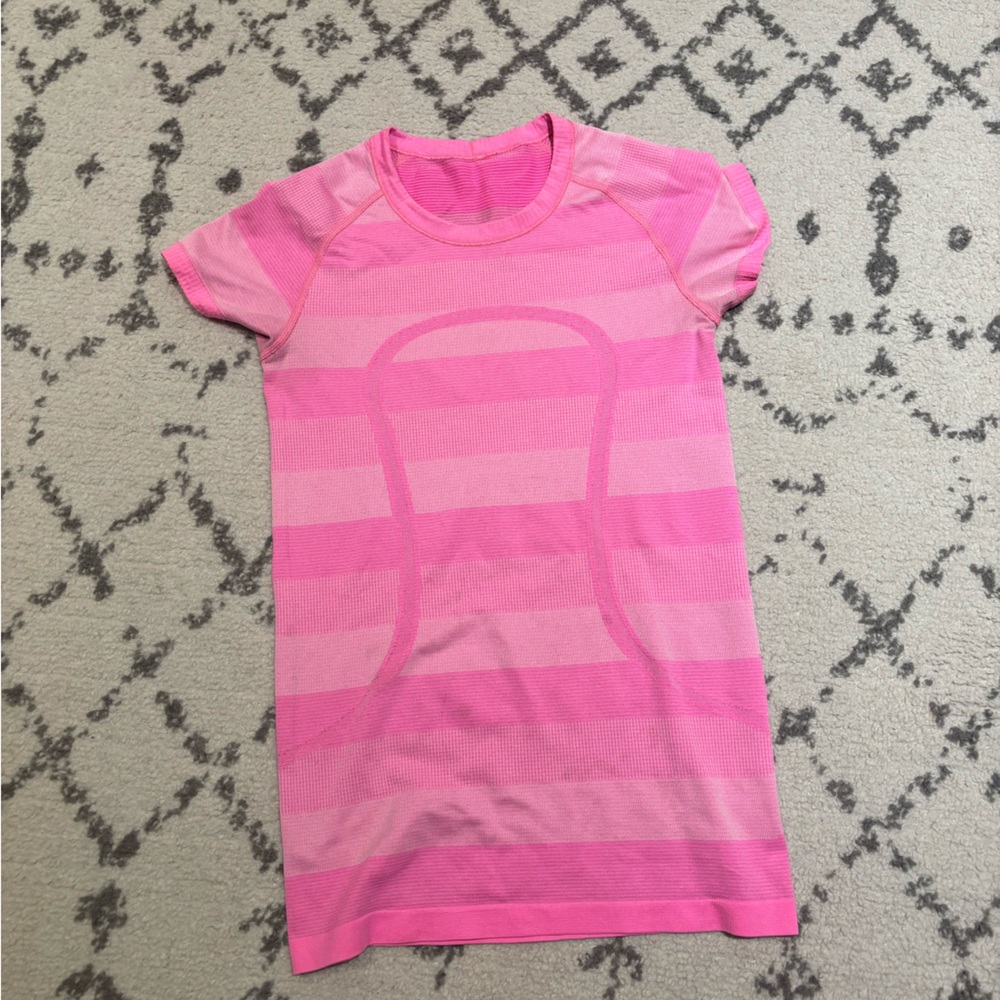 Pink lululemon swiftly tech